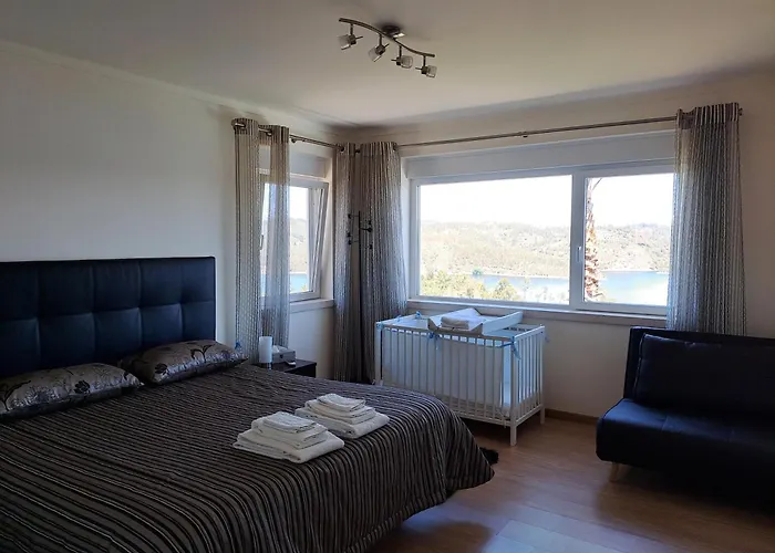 Holiday home Casa Do Rio Com Piscina & Charme Cabeca Gorda (Abrantes)