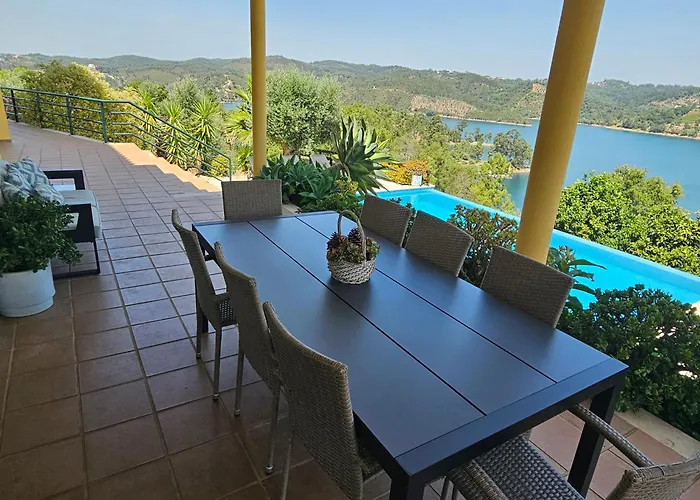 Holiday home Casa Do Rio Com Piscina & Charme Cabeca Gorda (Abrantes)